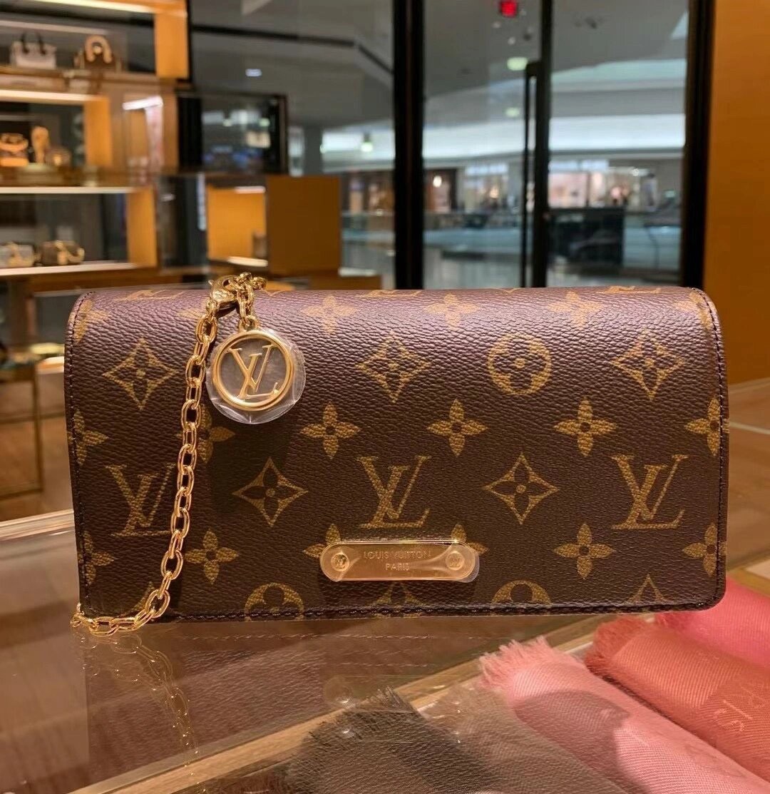Shebag supre replica Louis Vuitton M82509 WALLET ON CHAIN LILY bag review (2025 July updated)-Zoo Zoo Fake Louis Vuitton Hnab Online Khw, Replica designer hnab ru