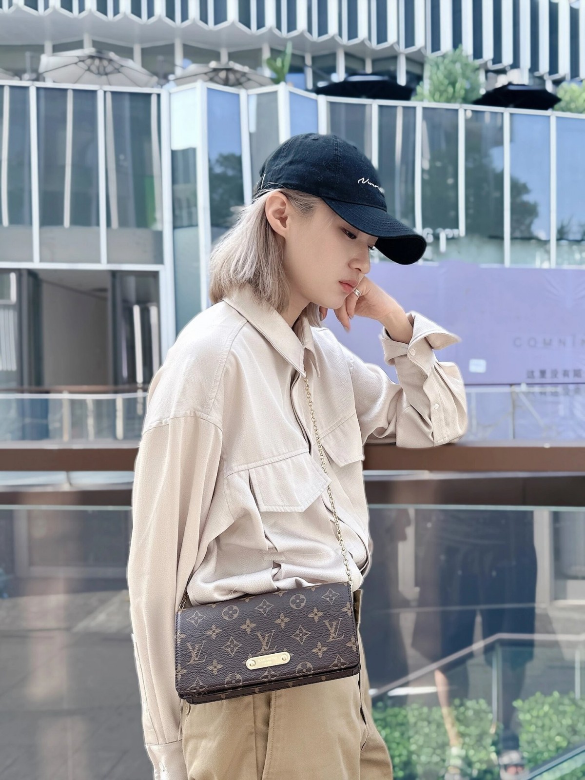 Shebag supre replica Louis Vuitton M82509 WALLET ON CHAIN LILY bag review (2025 July updated)-Zoo Zoo Fake Louis Vuitton Hnab Online Khw, Replica designer hnab ru