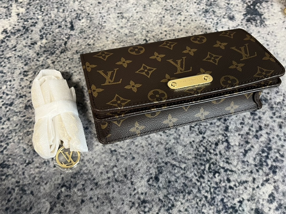 Shebag supre replica Louis Vuitton M82509 WALLET ON CHAIN LILY bag review (2025 July updated)-Zoo Zoo Fake Louis Vuitton Hnab Online Khw, Replica designer hnab ru