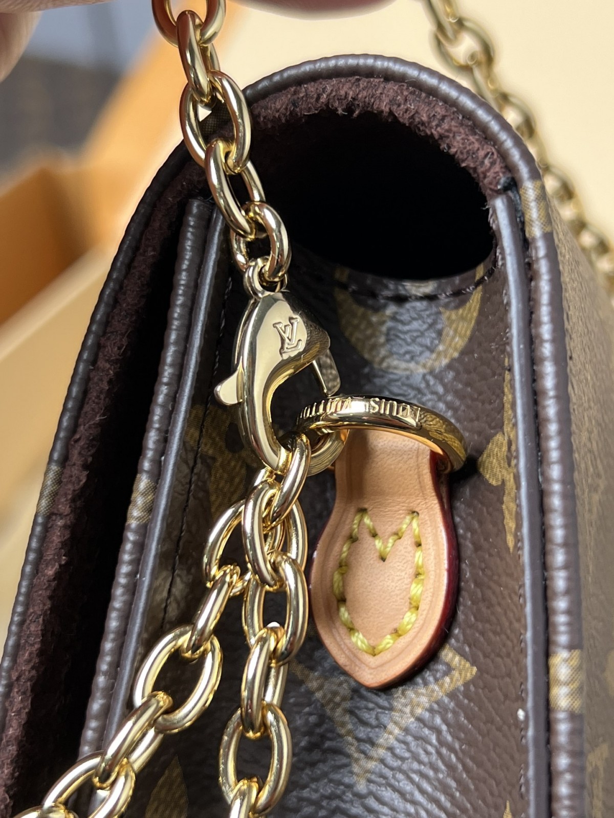 Shebag supre replica Louis Vuitton M82509 WALLET ON CHAIN LILY bag review (2025 July updated)-Zoo Zoo Fake Louis Vuitton Hnab Online Khw, Replica designer hnab ru