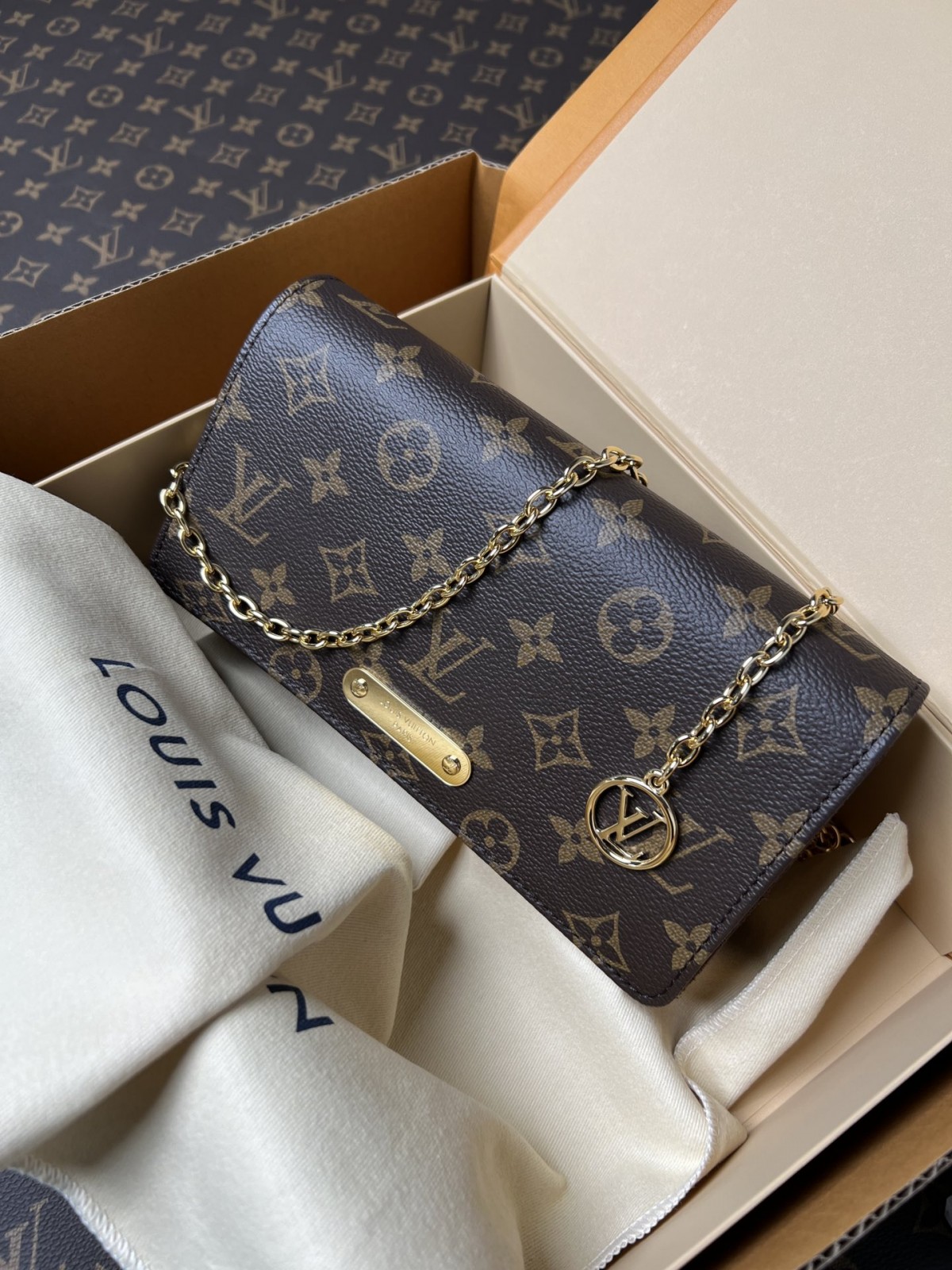Shebag supre replica Louis Vuitton M82509 WALLET ON CHAIN LILY bag review (2025 July updated)-Zoo Zoo Fake Louis Vuitton Hnab Online Khw, Replica designer hnab ru