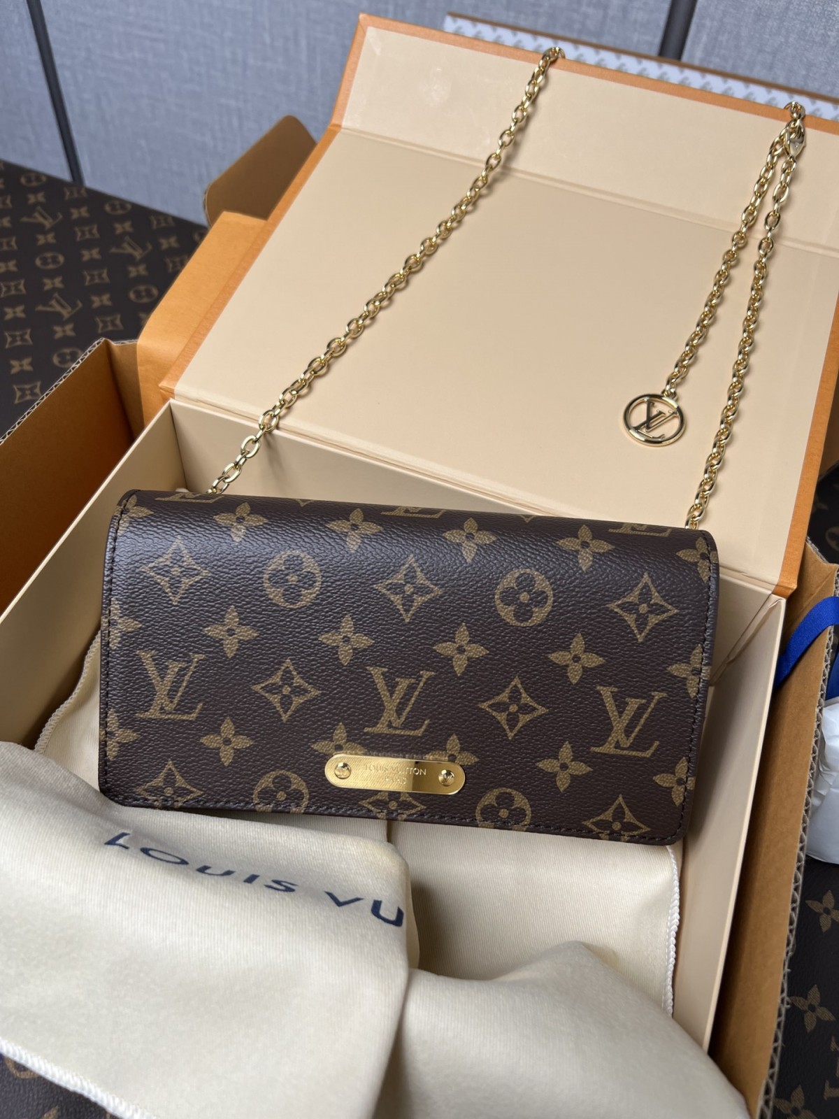 Shebag supre replica Louis Vuitton M82509 WALLET ON CHAIN LILY bag review (2025 July updated)-Zoo Zoo Fake Louis Vuitton Hnab Online Khw, Replica designer hnab ru