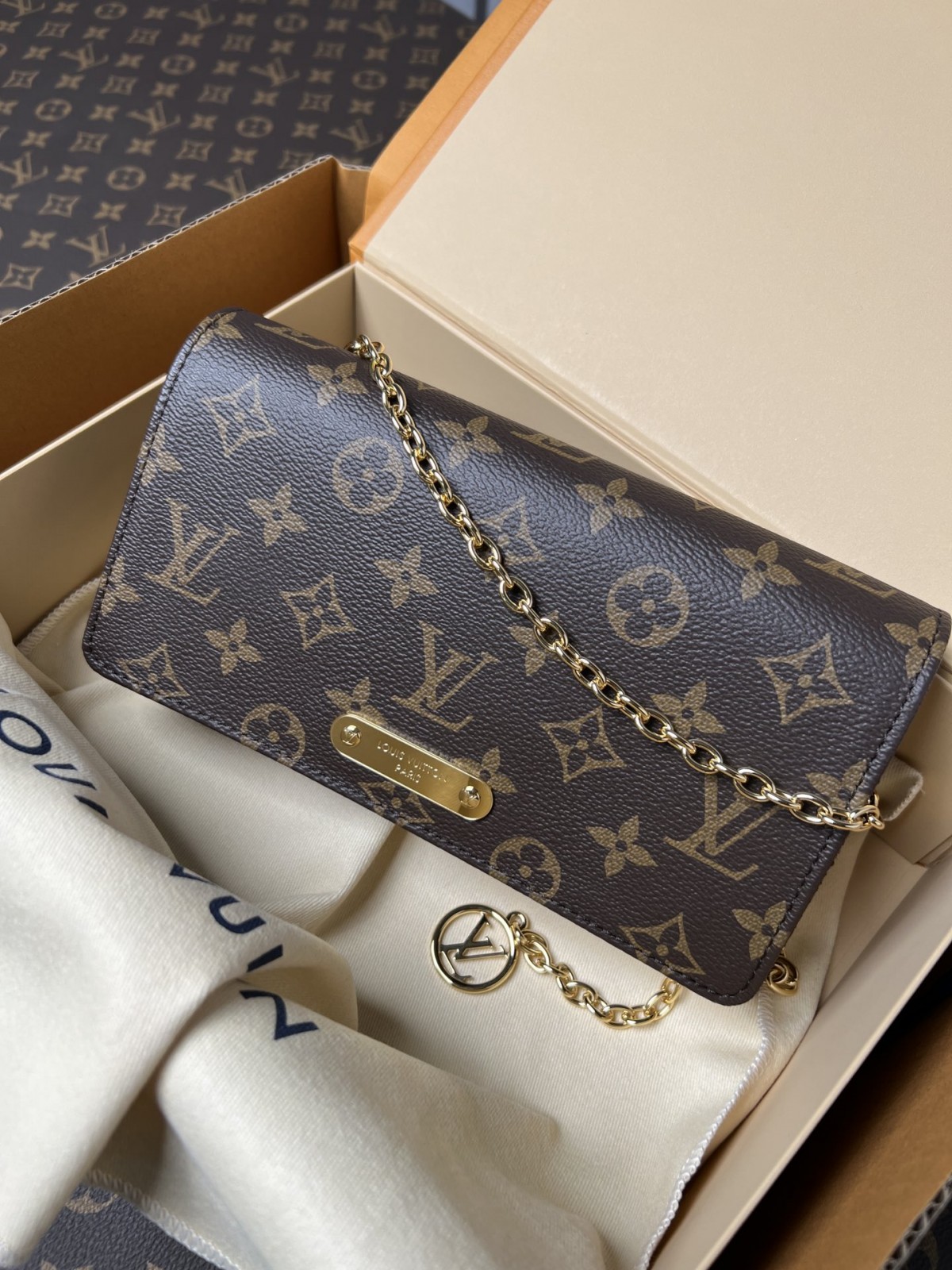 Shebag supre replica Louis Vuitton M82509 WALLET ON CHAIN LILY bag review (2025 July updated)-Zoo Zoo Fake Louis Vuitton Hnab Online Khw, Replica designer hnab ru