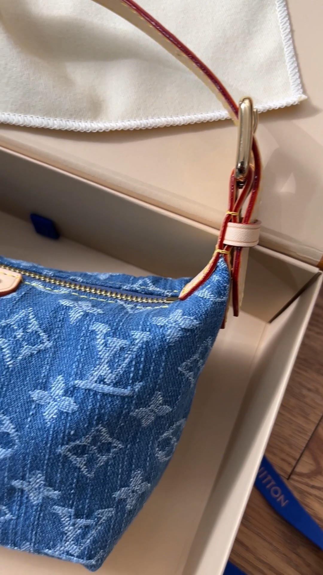 Shebag Super replica Louis Vuitton M82949 HILLS POCHETTE bag review (2025 July Updated)-L-Aħjar Kwalità Foloz Louis Vuitton Bag Online Store, Replica designer bag ru