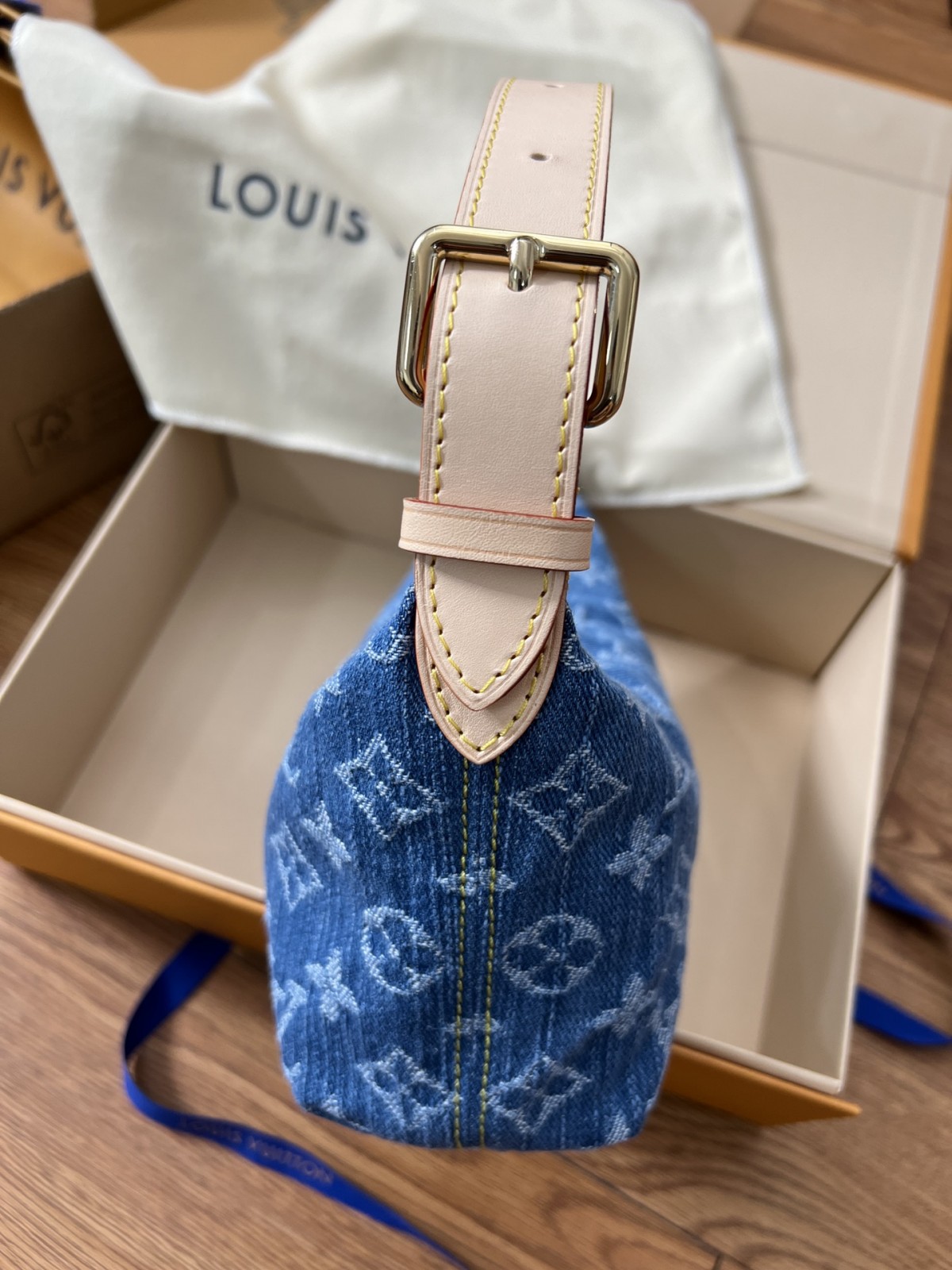Shebag Super replica Louis Vuitton M82949 HILLS POCHETTE bag review (2025 July Updated)-L-Aħjar Kwalità Foloz Louis Vuitton Bag Online Store, Replica designer bag ru