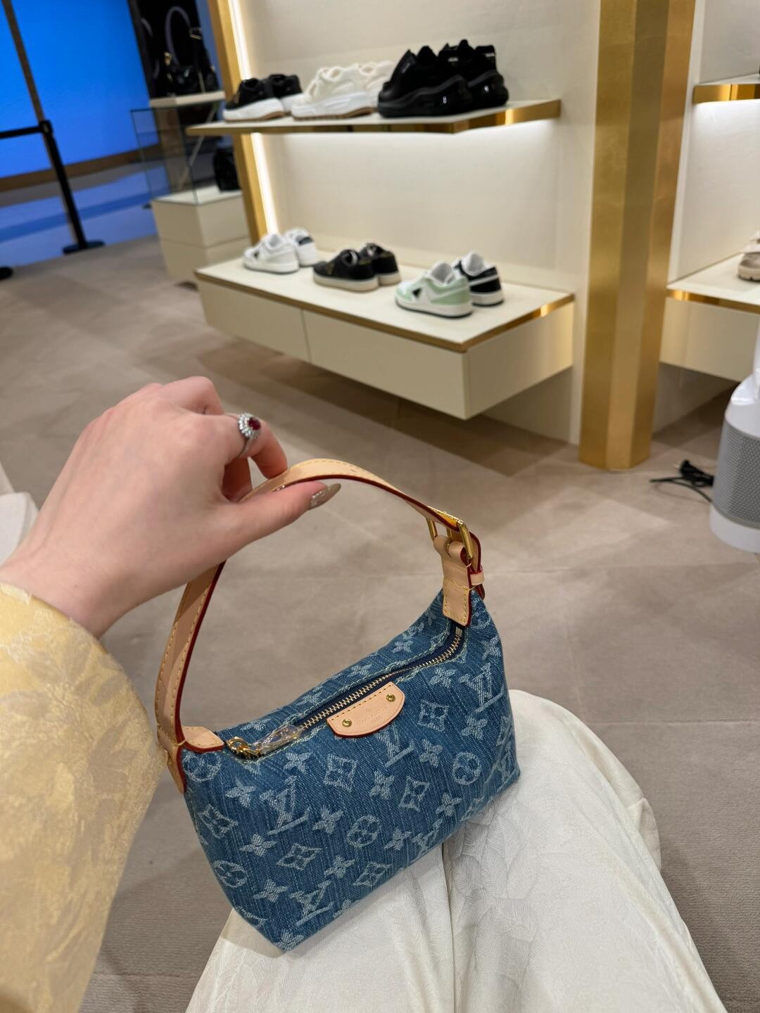 Shebag Super replica Louis Vuitton M82949 HILLS POCHETTE bag review (2025 July Updated)-L-Aħjar Kwalità Foloz Louis Vuitton Bag Online Store, Replica designer bag ru