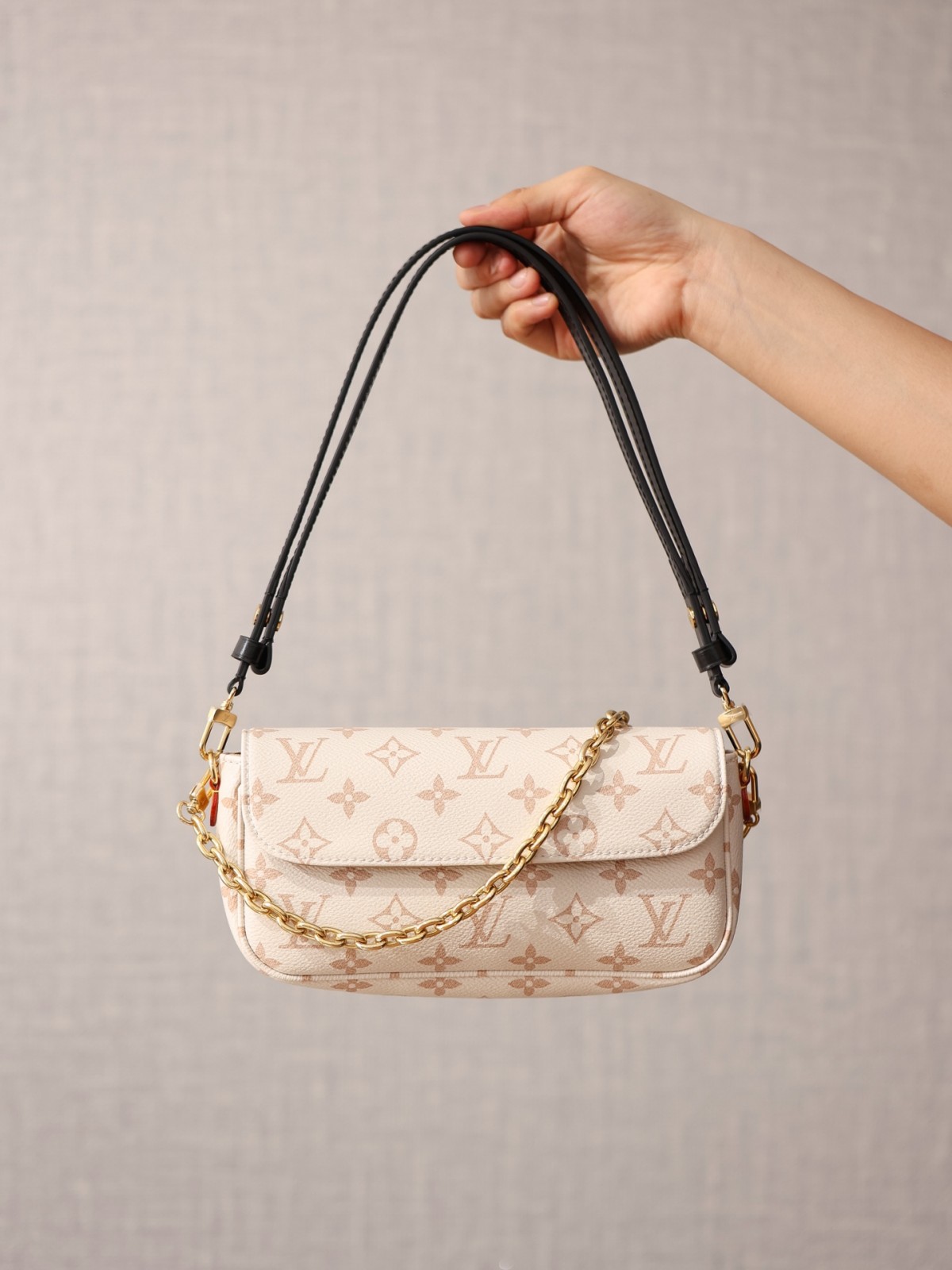 Shebag Super replica Louis Vuitton M83091 Ivy White Monogram bag(2025 July updated)-Najlepsza jakość fałszywych torebek Louis Vuitton Sklep internetowy, projektant repliki torebki ru