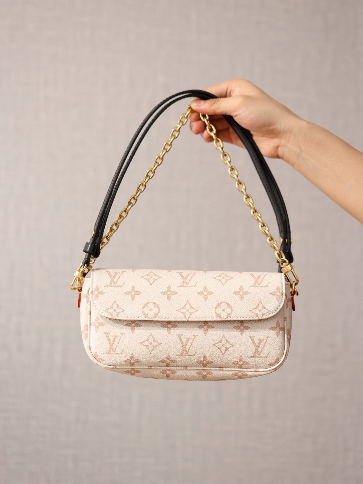 Shebag Super replica Louis Vuitton M83091 Ivy White Monogram bag(2025 July updated)-Najlepsza jakość fałszywych torebek Louis Vuitton Sklep internetowy, projektant repliki torebki ru