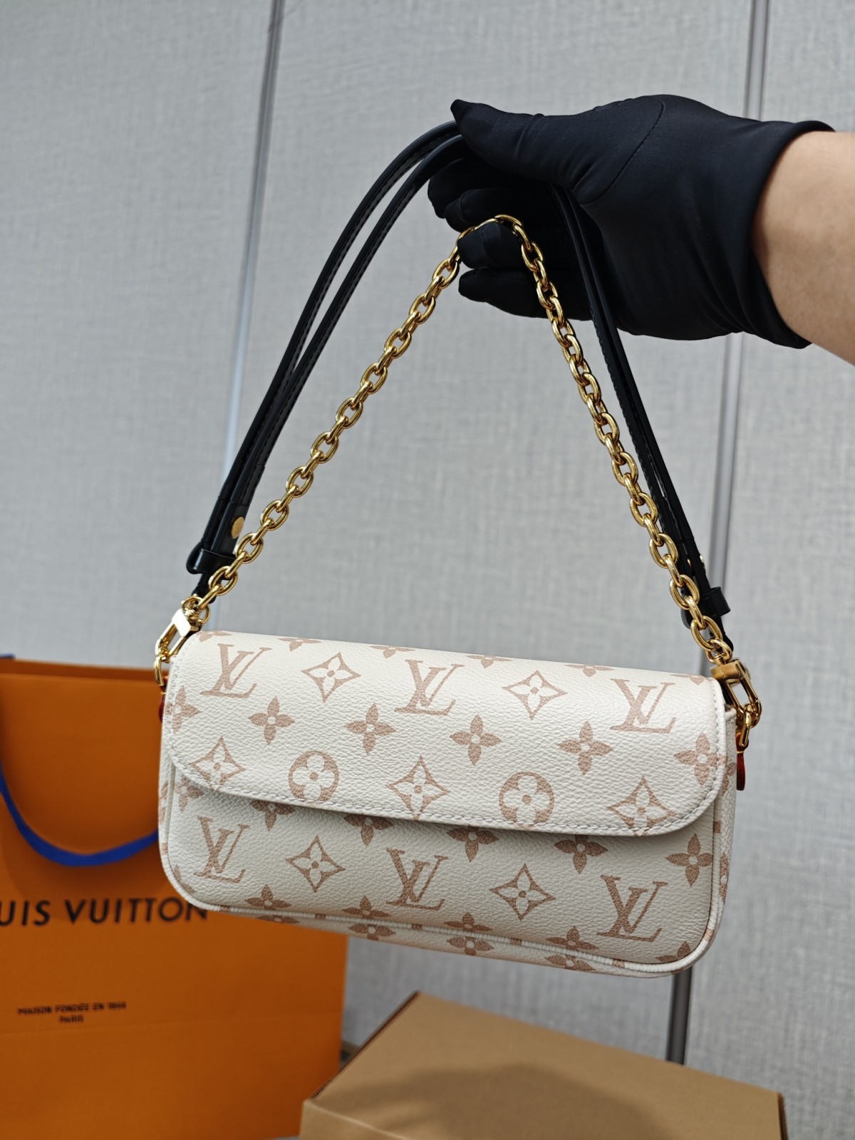 Shebag Super replica Louis Vuitton M83091 Ivy White Monogram bag(2025 July updated)-Najlepsza jakość fałszywych torebek Louis Vuitton Sklep internetowy, projektant repliki torebki ru