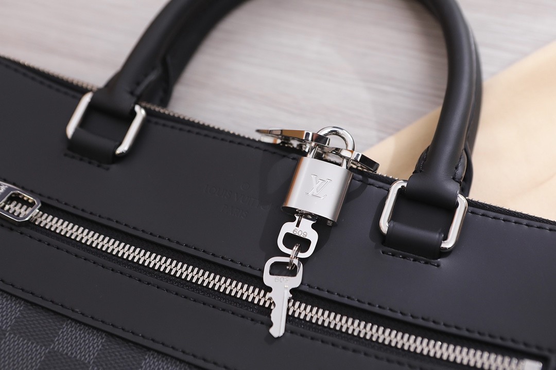 Shebag super replica Louis Vuitton N48260 PORTE-DOCUMENTS JOUR NM bag review(2025 July updated)-Best Quality Fake Louis Vuitton Bag Online Store, Replica designer bag ru