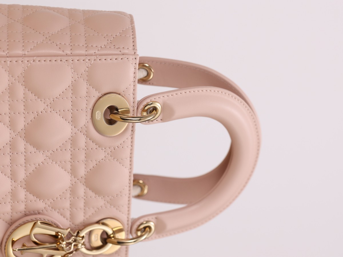 Shebag super replica Lady Dior in pink medium bag review(2025 July updated)-Best Quality Fake Louis Vuitton Bag Online Store, Replica designer bag ru