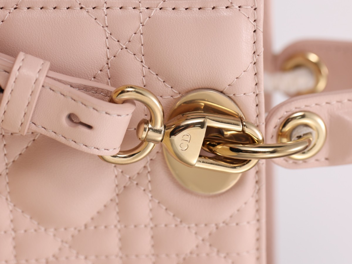 Shebag super replica Lady Dior in pink medium bag review(2025 July updated)-Best Quality Fake Louis Vuitton Bag Online Store, Replica designer bag ru