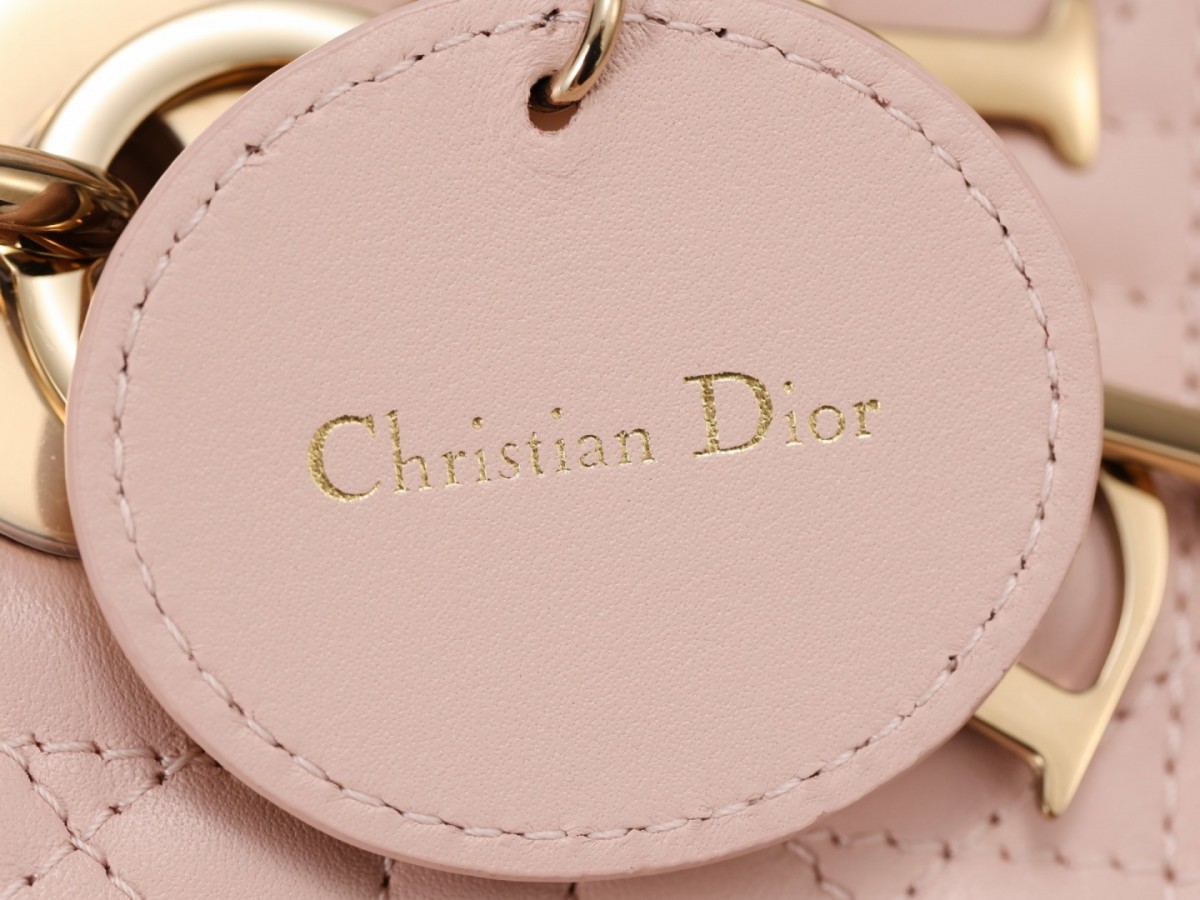 Shebag super replica Lady Dior in pink medium bag review(2025 July updated)-Best Quality Fake Louis Vuitton Bag Online Store, Replica designer bag ru