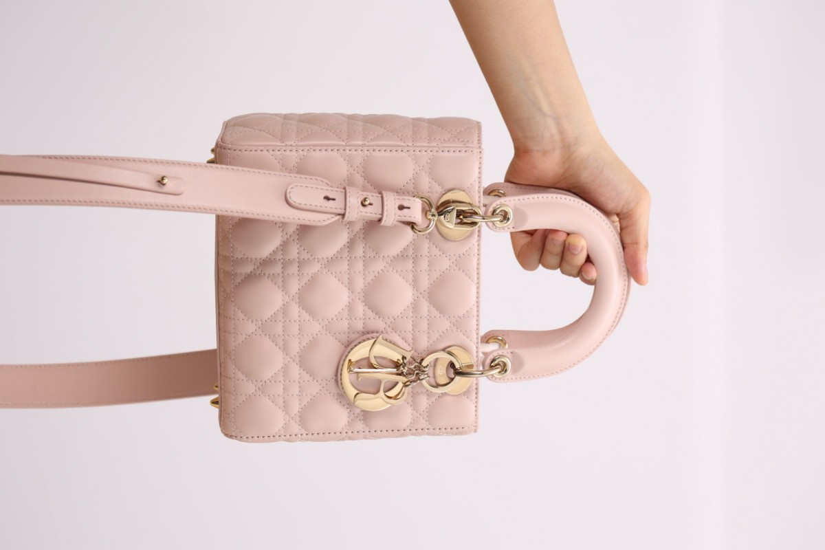 Shebag super replica Lady Dior in pink medium bag review(2025 July updated)-Best Quality Fake Louis Vuitton Bag Online Store, Replica designer bag ru