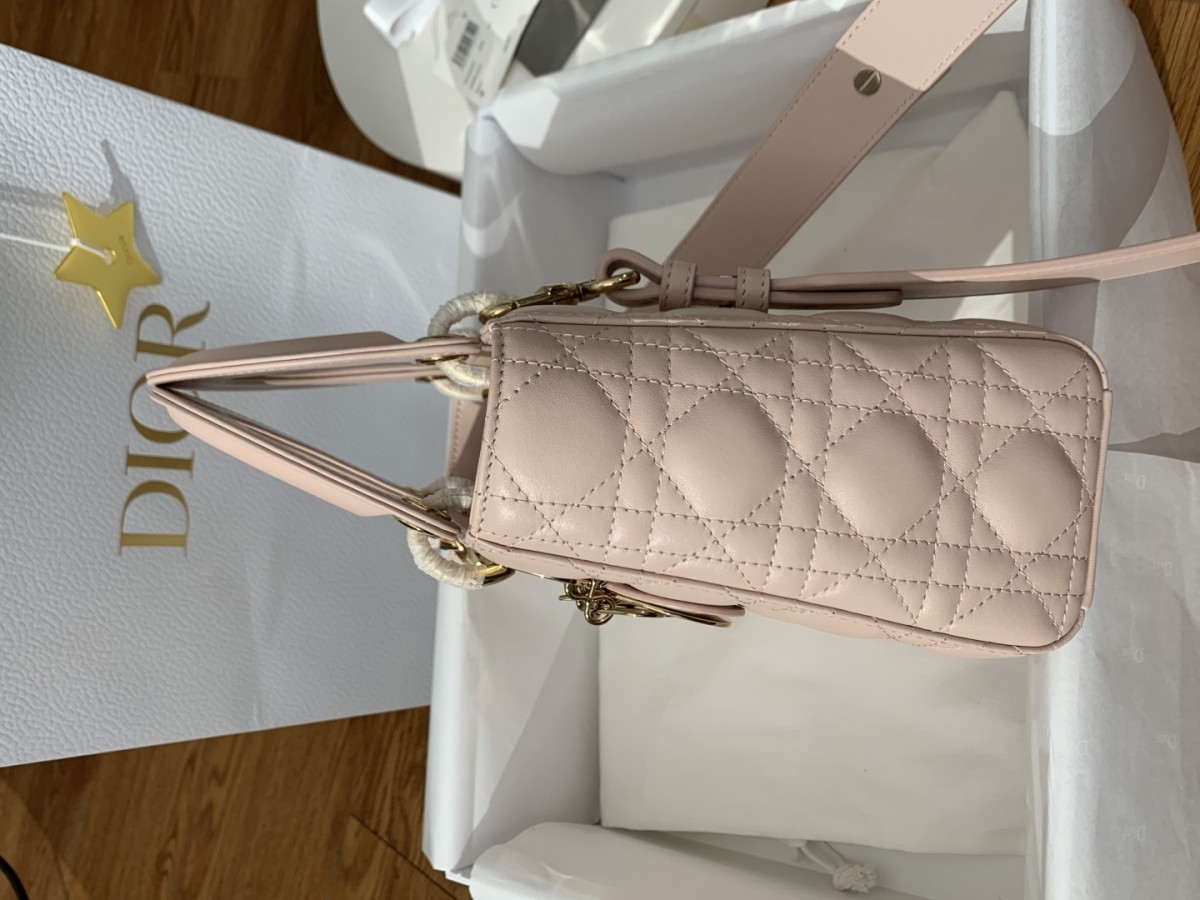 Shebag super replica Lady Dior in pink medium bag review(2025 July updated)-Best Quality Fake Louis Vuitton Bag Online Store, Replica designer bag ru