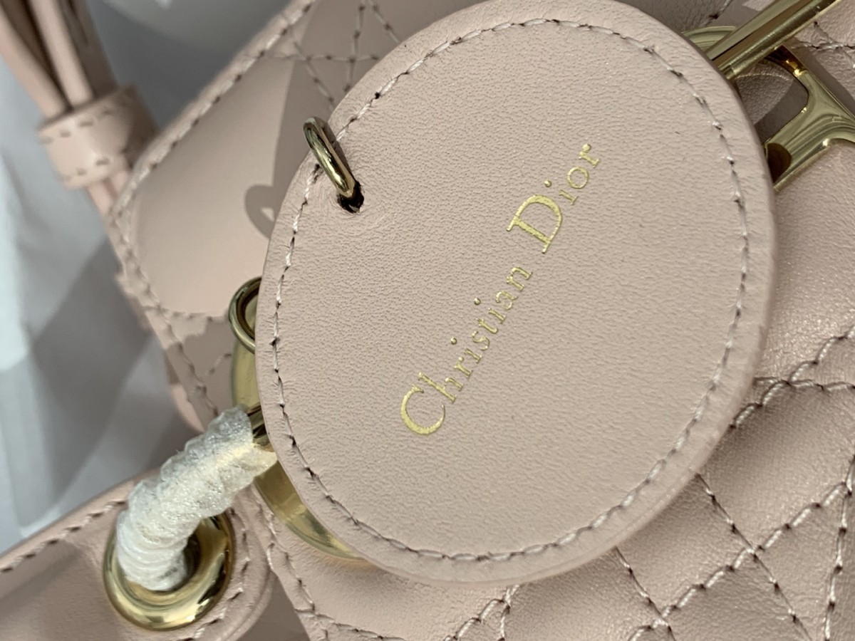 Shebag super replica Lady Dior in pink medium bag review(2025 July updated)-Best Quality Fake Louis Vuitton Bag Online Store, Replica designer bag ru