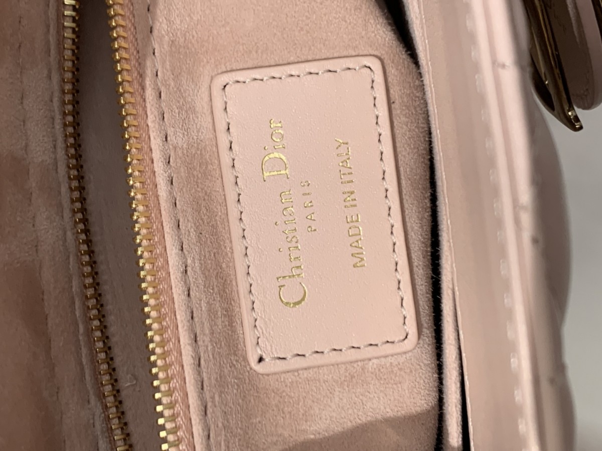 Shebag super replica Lady Dior in pink medium bag review(2025 July updated)-Best Quality Fake Louis Vuitton Bag Online Store, Replica designer bag ru