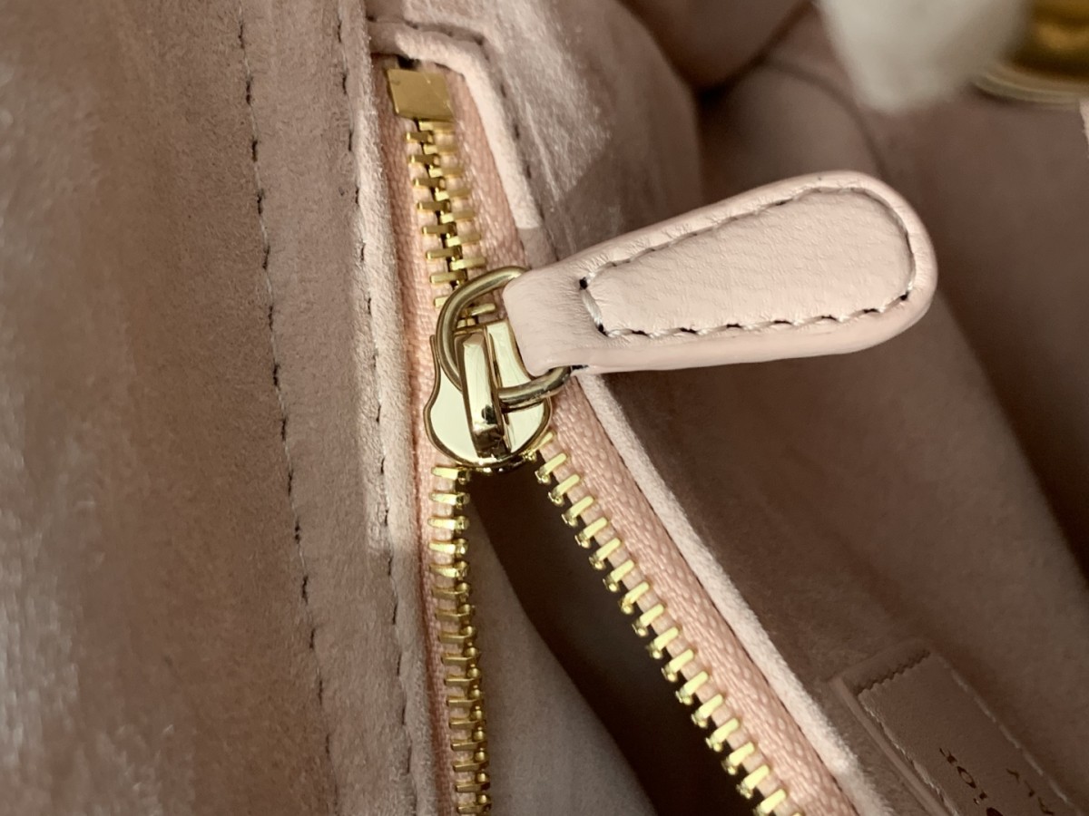 Shebag super replica Lady Dior in pink medium bag review(2025 July updated)-Best Quality Fake Louis Vuitton Bag Online Store, Replica designer bag ru