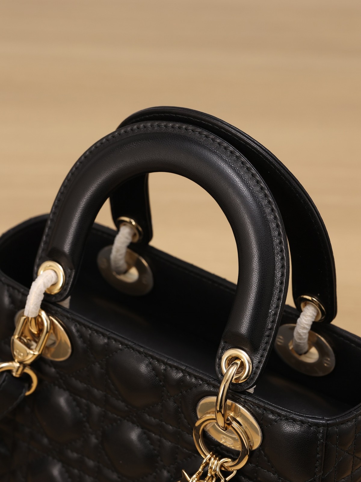 Shebag Super replica Lady Dior Small size in black bag review (2025 July Updated)-Yakanakisa Hunhu Fake Louis Vuitton Bag Online Store, Replica dhizaini bag ru