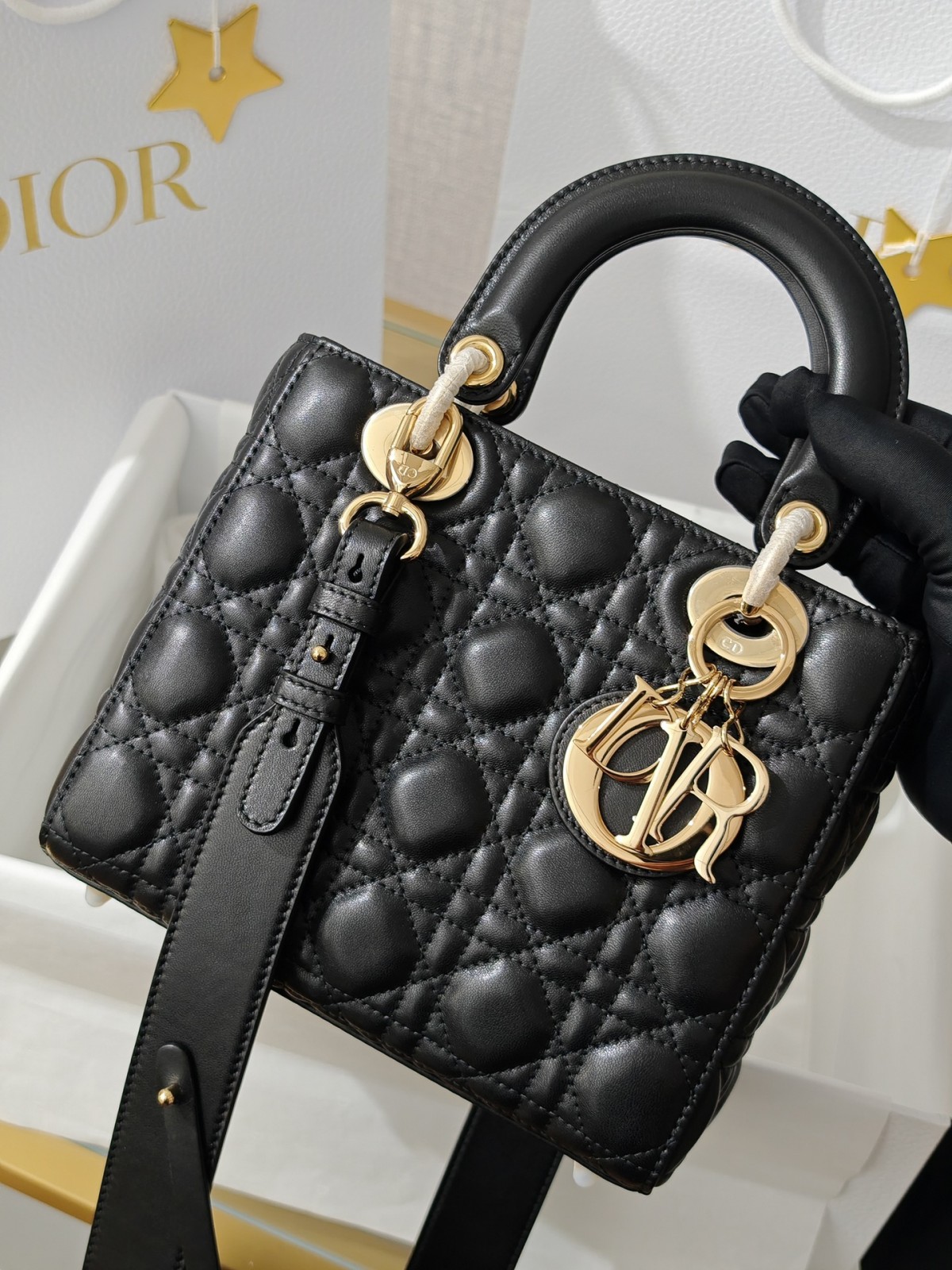 Shebag Super replica Lady Dior Small size in black bag review (2025 July Updated)-Yakanakisa Hunhu Fake Louis Vuitton Bag Online Store, Replica dhizaini bag ru