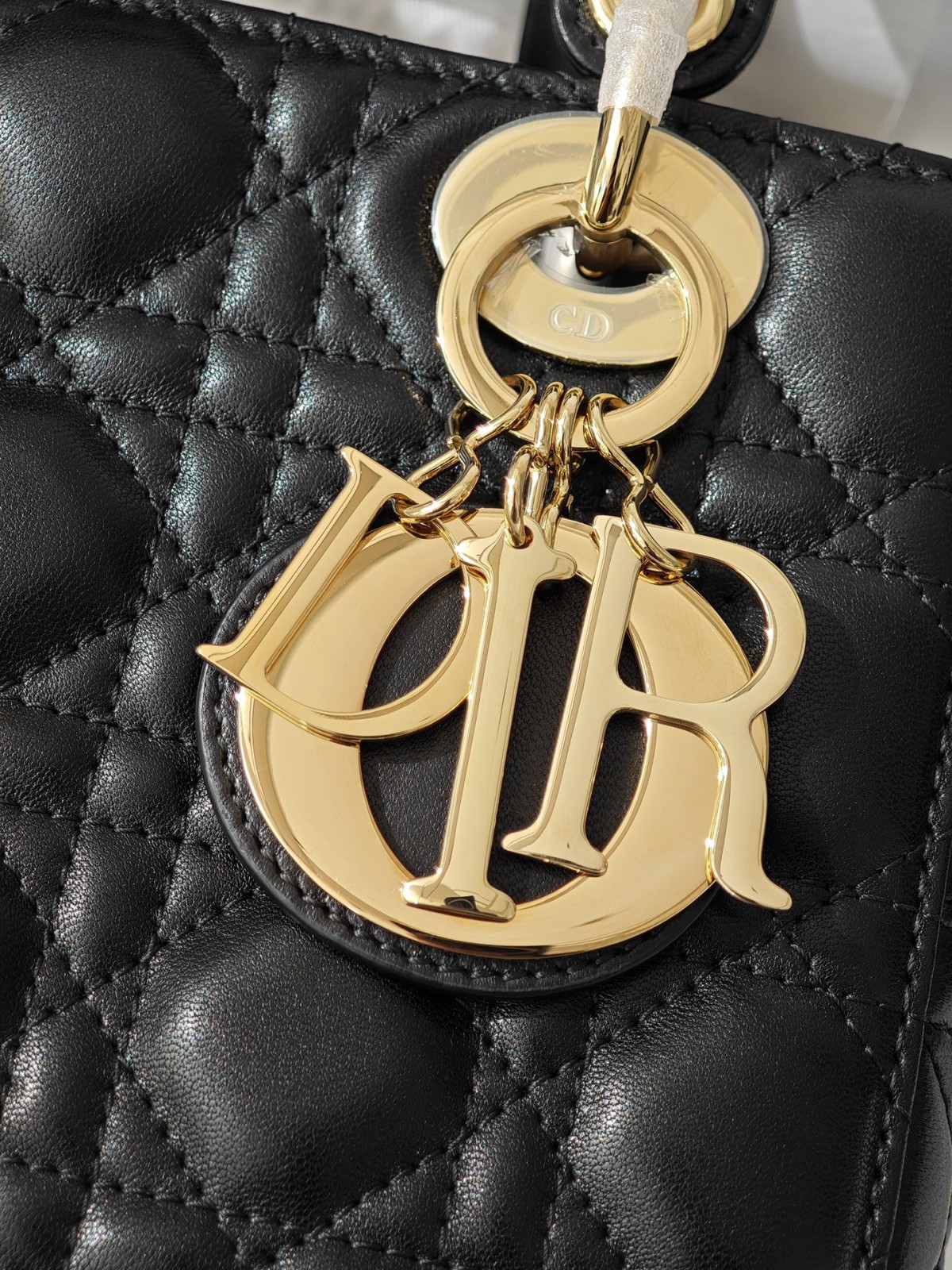 Shebag Super replica Lady Dior Small size in black bag review (2025 July Updated)-Yakanakisa Hunhu Fake Louis Vuitton Bag Online Store, Replica dhizaini bag ru