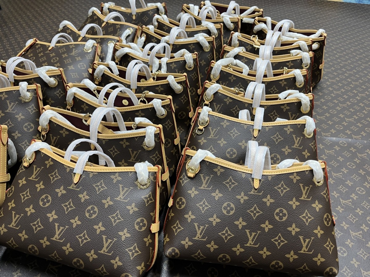 Shebag Super replica Louis Vuitton Carryall bb bag review (2025 July updated)-Ti o dara ju Didara iro Louis Vuitton apo Online itaja, Ajọra onise apo ru