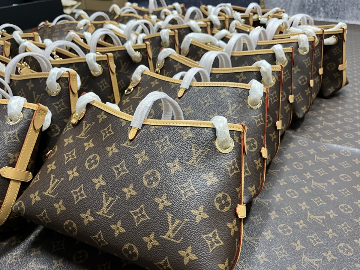 Shebag Super replica Louis Vuitton Carryall bb bag review (2025 July updated)-Ti o dara ju Didara iro Louis Vuitton apo Online itaja, Ajọra onise apo ru