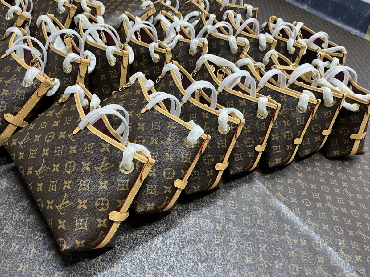 Shebag Super replica Louis Vuitton Carryall bb bag review (2025 July updated)-Ti o dara ju Didara iro Louis Vuitton apo Online itaja, Ajọra onise apo ru