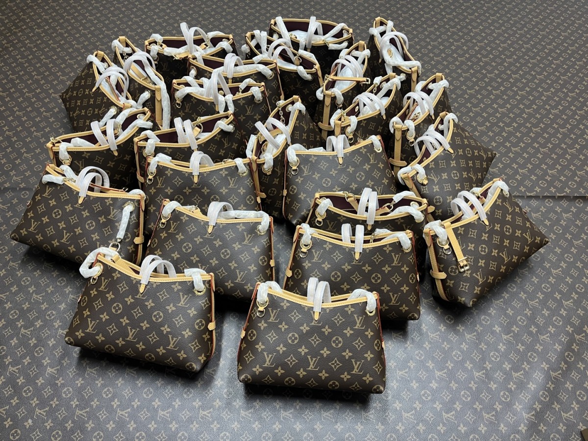 Shebag Super replica Louis Vuitton Carryall bb bag review (2025 July updated)-Ti o dara ju Didara iro Louis Vuitton apo Online itaja, Ajọra onise apo ru