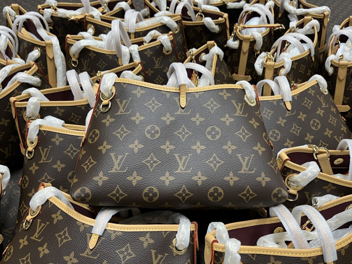 Shebag Super replica Louis Vuitton Carryall bb bag review (2025 July updated)-Ti o dara ju Didara iro Louis Vuitton apo Online itaja, Ajọra onise apo ru