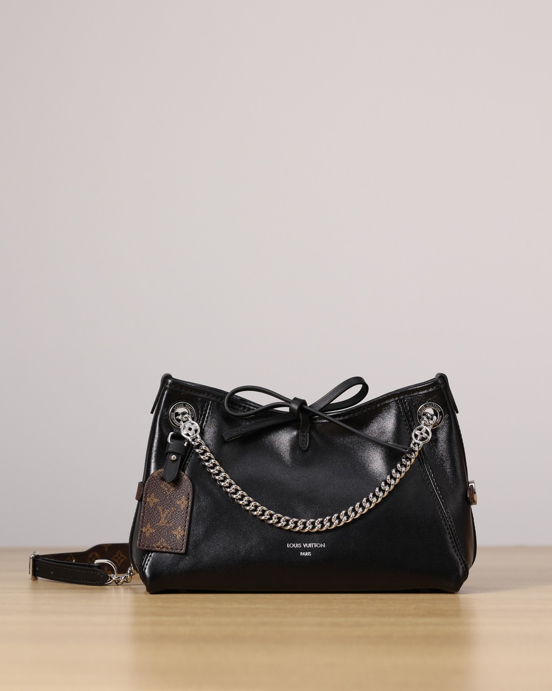 Shebag Super replica Louis Vuitton carryall dark bb lambskin bag review(July 2025 updated)-Yakanakisa Hunhu Fake Louis Vuitton Bag Online Store, Replica dhizaini bag ru