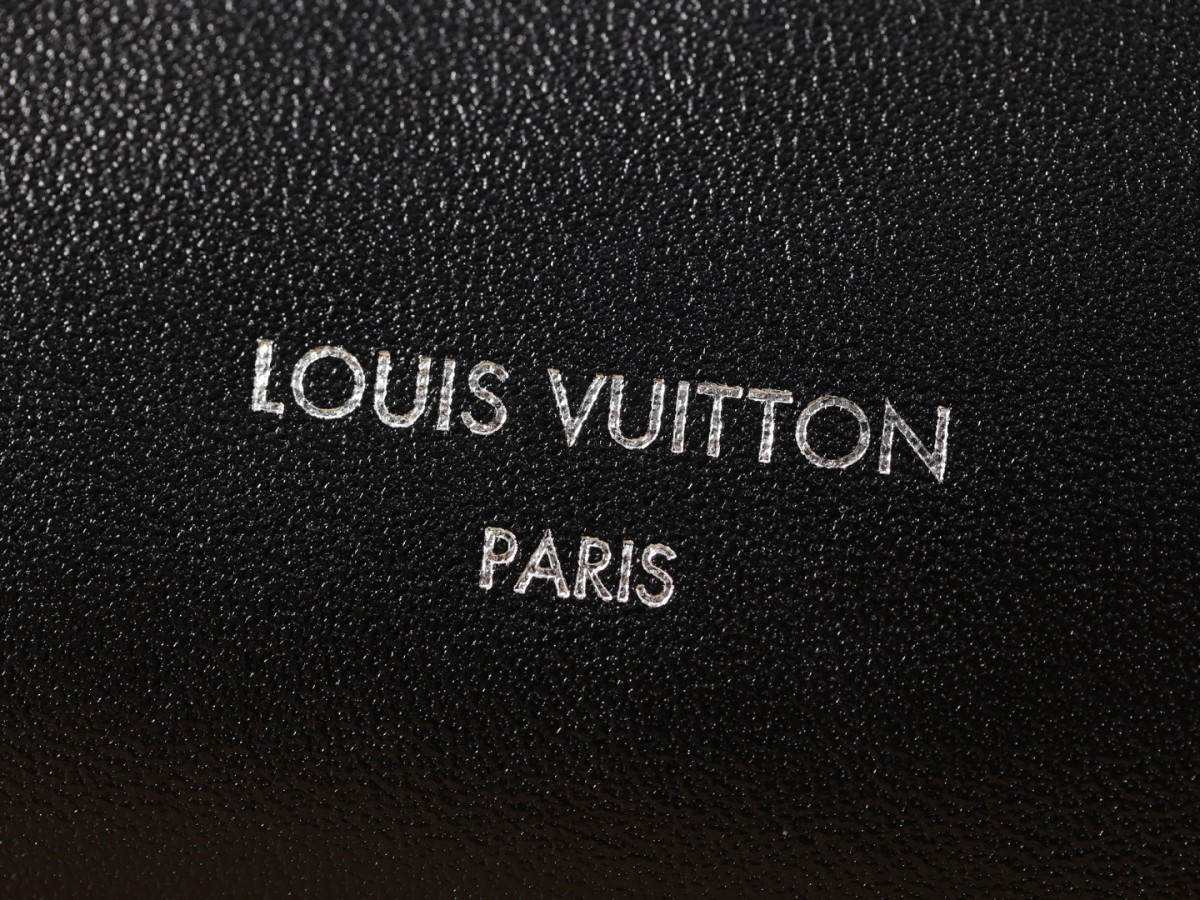 Shebag Super replica Louis Vuitton carryall dark bb lambskin bag review(July 2025 updated)-Yakanakisa Hunhu Fake Louis Vuitton Bag Online Store, Replica dhizaini bag ru
