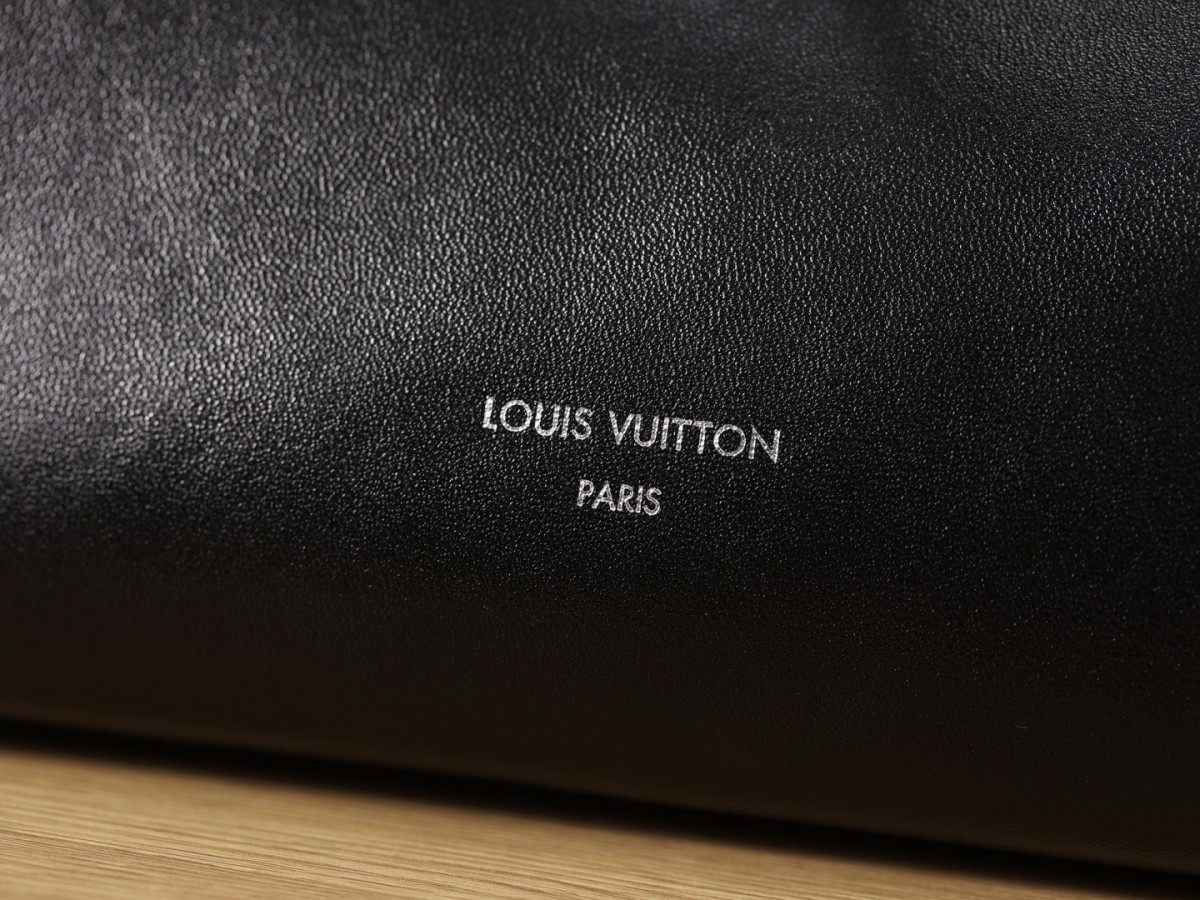 Shebag Super replica Louis Vuitton carryall dark bb lambskin bag review(July 2025 updated)-Yakanakisa Hunhu Fake Louis Vuitton Bag Online Store, Replica dhizaini bag ru