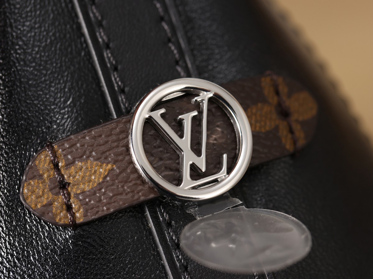 Shebag Super replica Louis Vuitton carryall dark bb lambskin bag review(July 2025 updated)-Yakanakisa Hunhu Fake Louis Vuitton Bag Online Store, Replica dhizaini bag ru