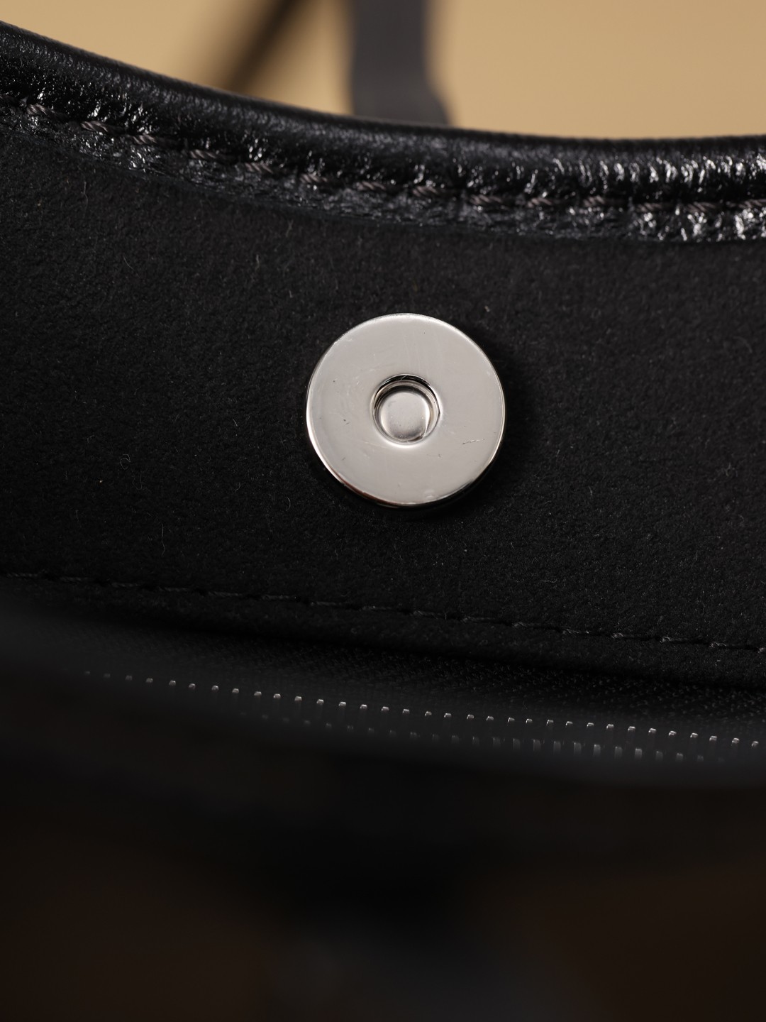 Shebag Super replica Louis Vuitton carryall dark bb lambskin bag review(July 2025 updated)-Yakanakisa Hunhu Fake Louis Vuitton Bag Online Store, Replica dhizaini bag ru