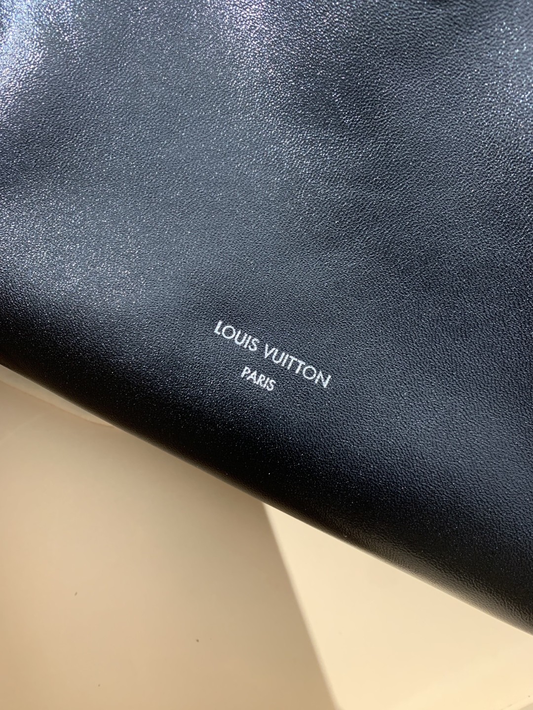 Shebag Super replica Louis Vuitton carryall dark bb lambskin bag review(July 2025 updated)-Yakanakisa Hunhu Fake Louis Vuitton Bag Online Store, Replica dhizaini bag ru