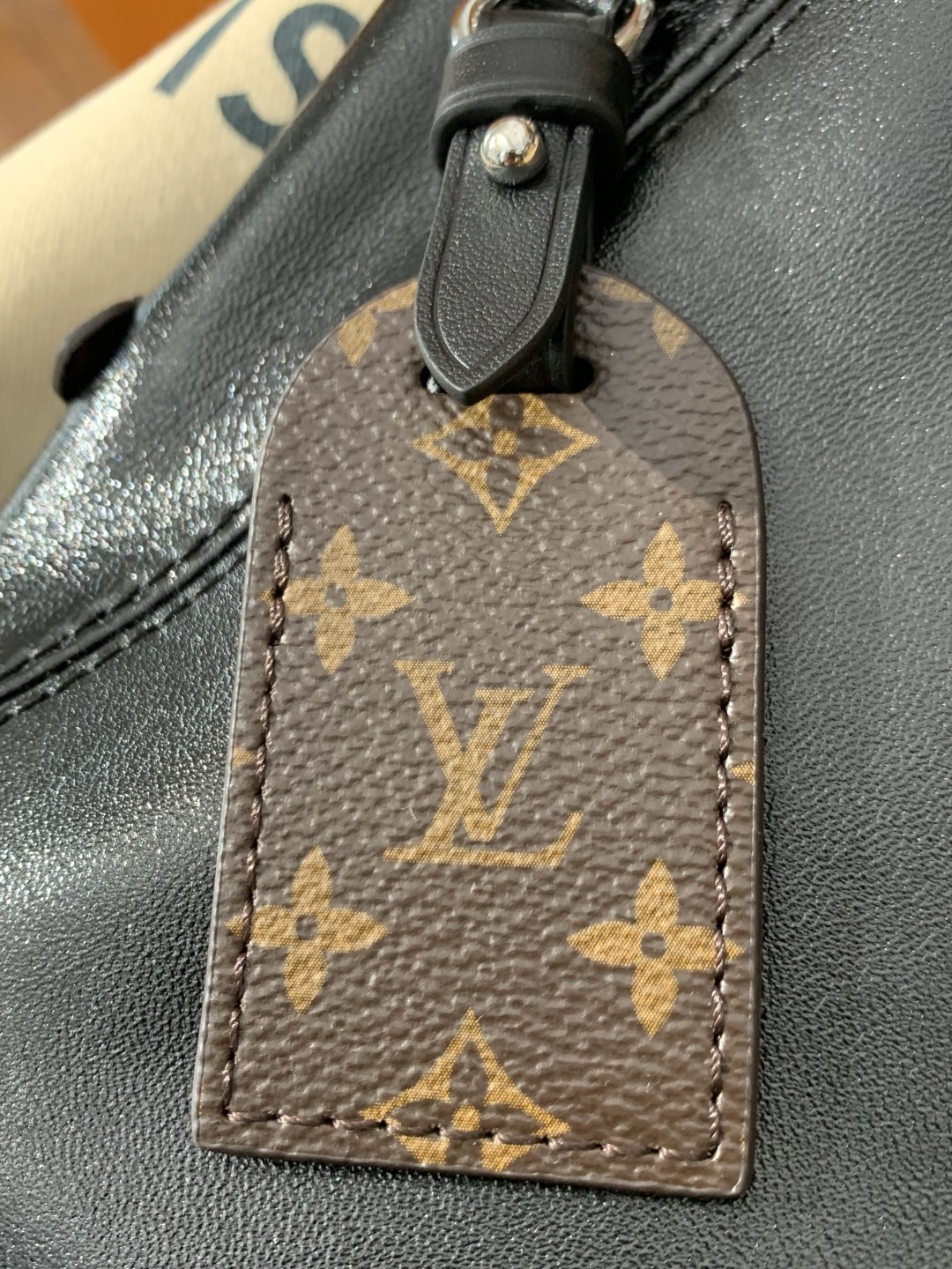 Shebag Super replica Louis Vuitton carryall dark bb lambskin bag review(July 2025 updated)-Yakanakisa Hunhu Fake Louis Vuitton Bag Online Store, Replica dhizaini bag ru