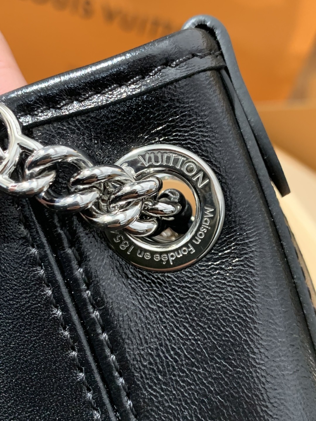 Shebag Super replica Louis Vuitton carryall dark bb lambskin bag review(July 2025 updated)-Yakanakisa Hunhu Fake Louis Vuitton Bag Online Store, Replica dhizaini bag ru