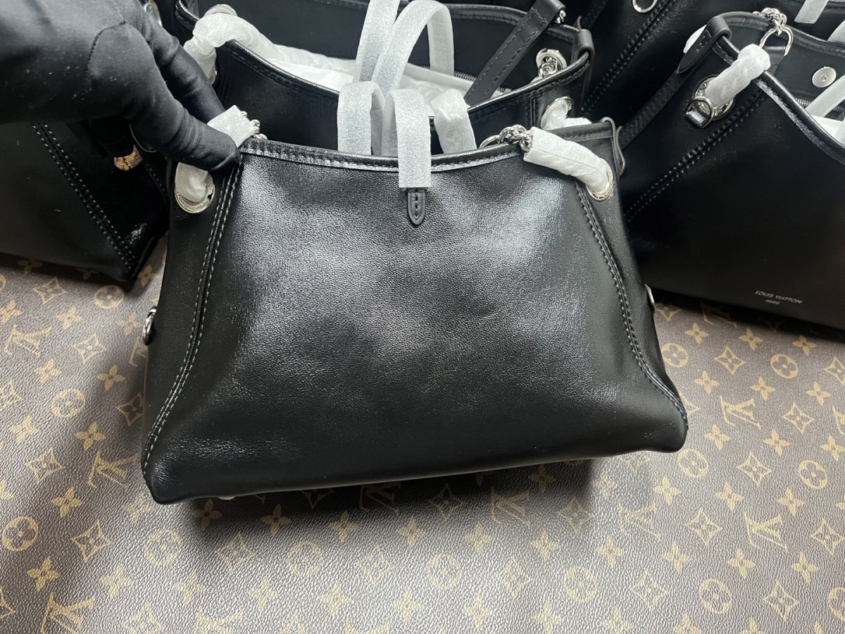 Shebag Super replica Louis Vuitton carryall dark bb lambskin bag review(July 2025 updated)-Yakanakisa Hunhu Fake Louis Vuitton Bag Online Store, Replica dhizaini bag ru