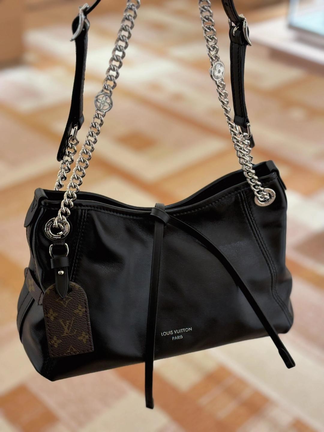 Shebag Super replica Louis Vuitton carryall dark bb lambskin bag review(July 2025 updated)-Yakanakisa Hunhu Fake Louis Vuitton Bag Online Store, Replica dhizaini bag ru
