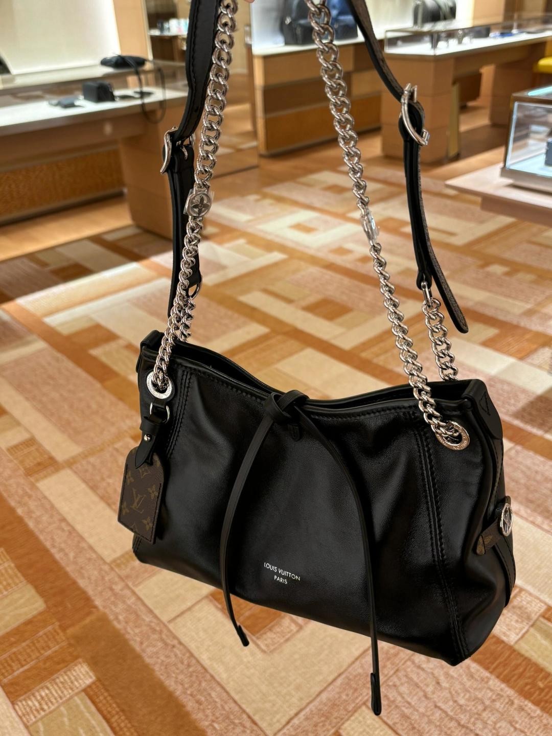 Shebag Super replica Louis Vuitton carryall dark bb lambskin bag review(July 2025 updated)-Yakanakisa Hunhu Fake Louis Vuitton Bag Online Store, Replica dhizaini bag ru
