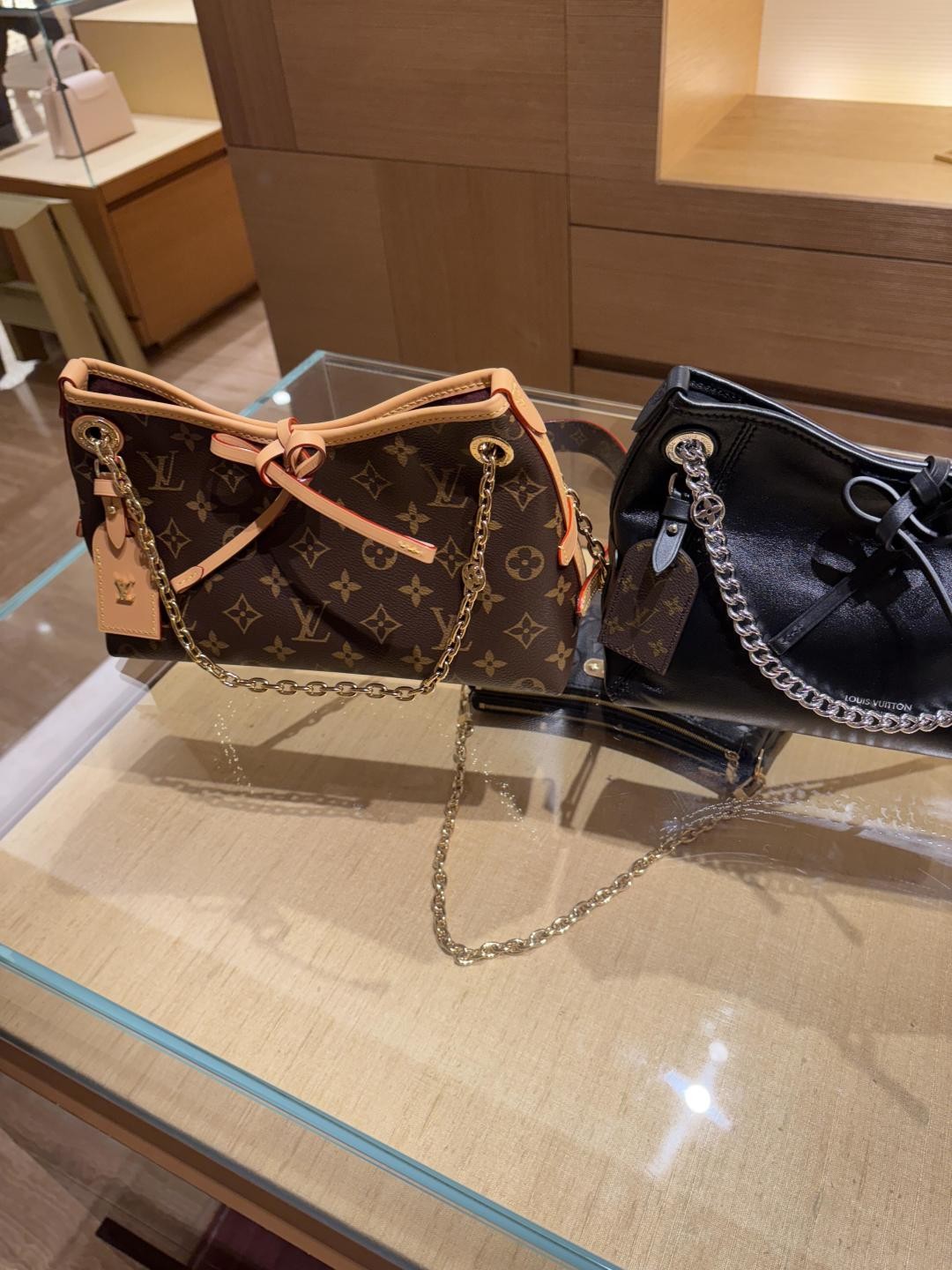 Shebag Super replica Louis Vuitton carryall dark bb lambskin bag review(July 2025 updated)-Yakanakisa Hunhu Fake Louis Vuitton Bag Online Store, Replica dhizaini bag ru