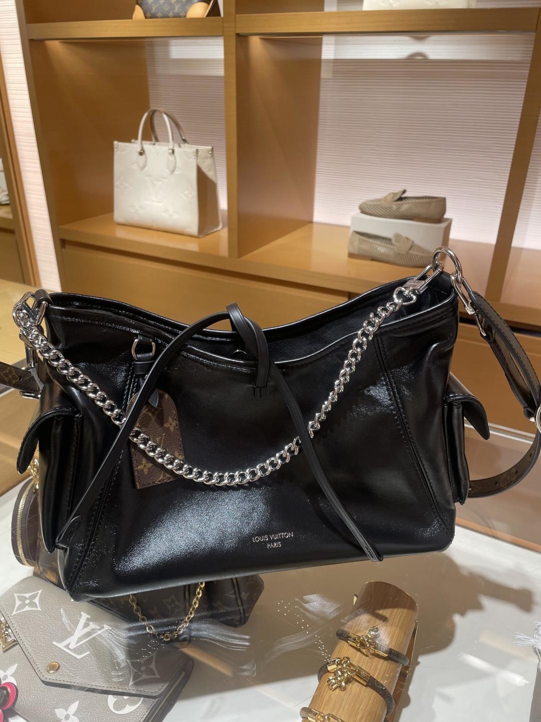 Shebag Super replica Louis Vuitton carryall dark bb lambskin bag review(July 2025 updated)-Yakanakisa Hunhu Fake Louis Vuitton Bag Online Store, Replica dhizaini bag ru