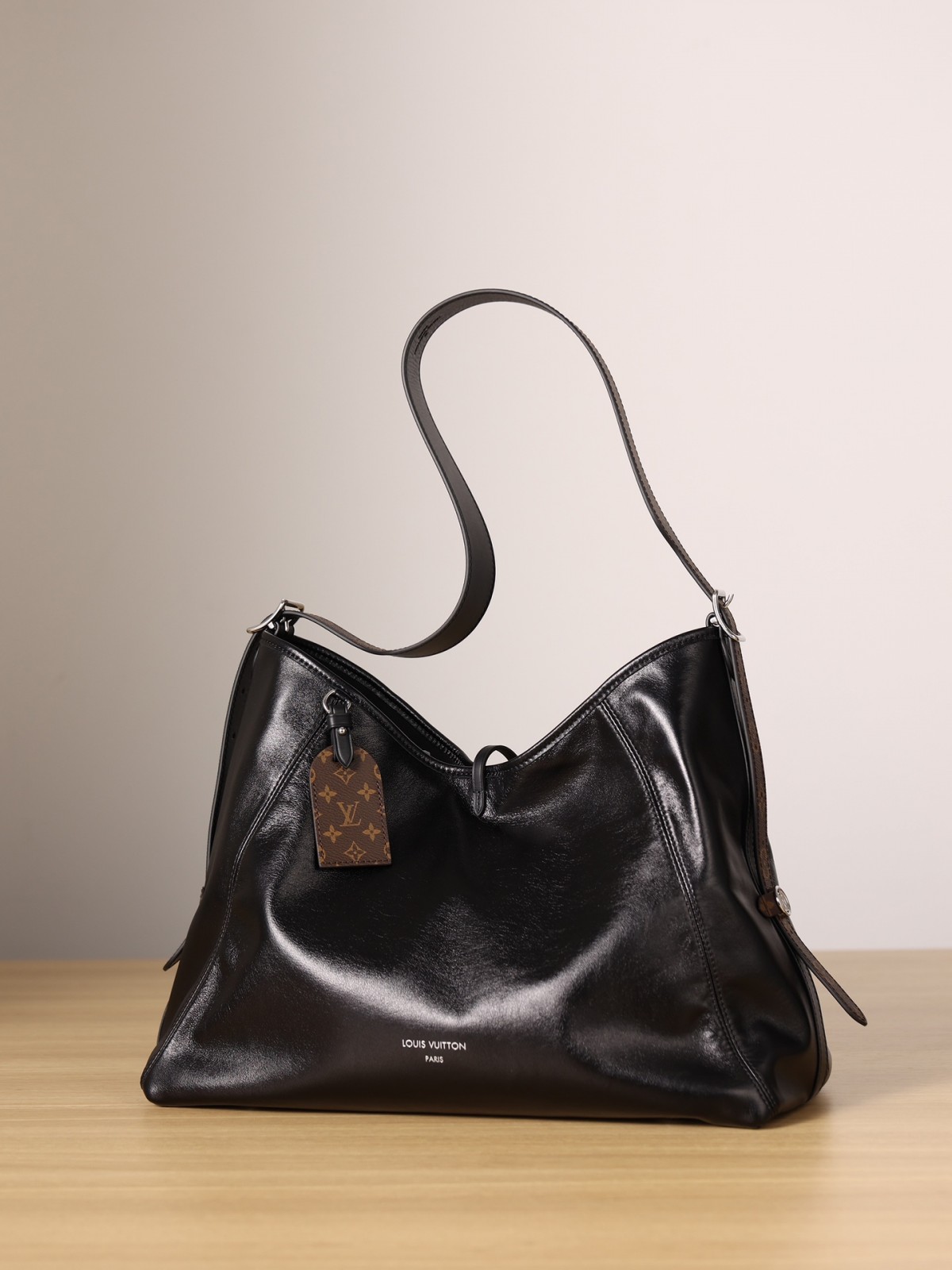 Shebag Super replica Louis Vuitton Carryall dark full leather lambskin bag review(July 2025 Updated)-Best Quality Fake Louis Vuitton Bag Online Store, Replica designer bag ru