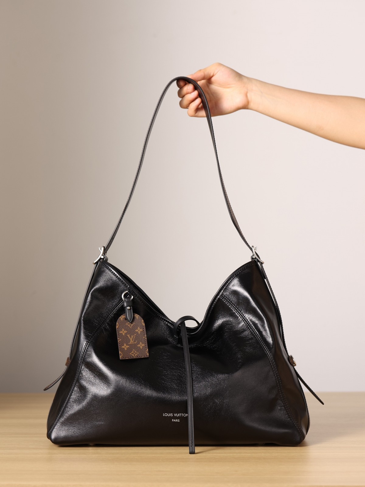 Shebag Super replica Louis Vuitton Carryall dark full leather lambskin bag review(July 2025 Updated)-Best Quality Fake Louis Vuitton Bag Online Store, Replica designer bag ru