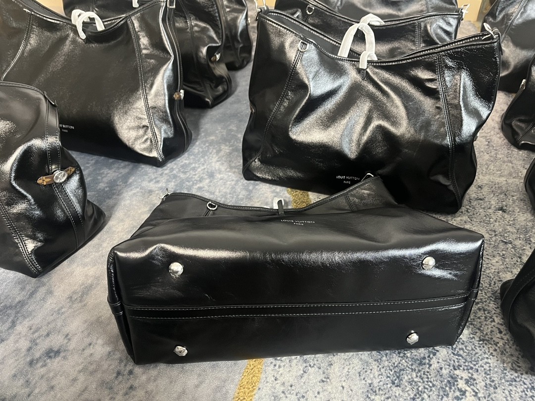 Shebag Super replica Louis Vuitton Carryall dark full leather lambskin bag review(July 2025 Updated)-Best Quality Fake Louis Vuitton Bag Online Store, Replica designer bag ru