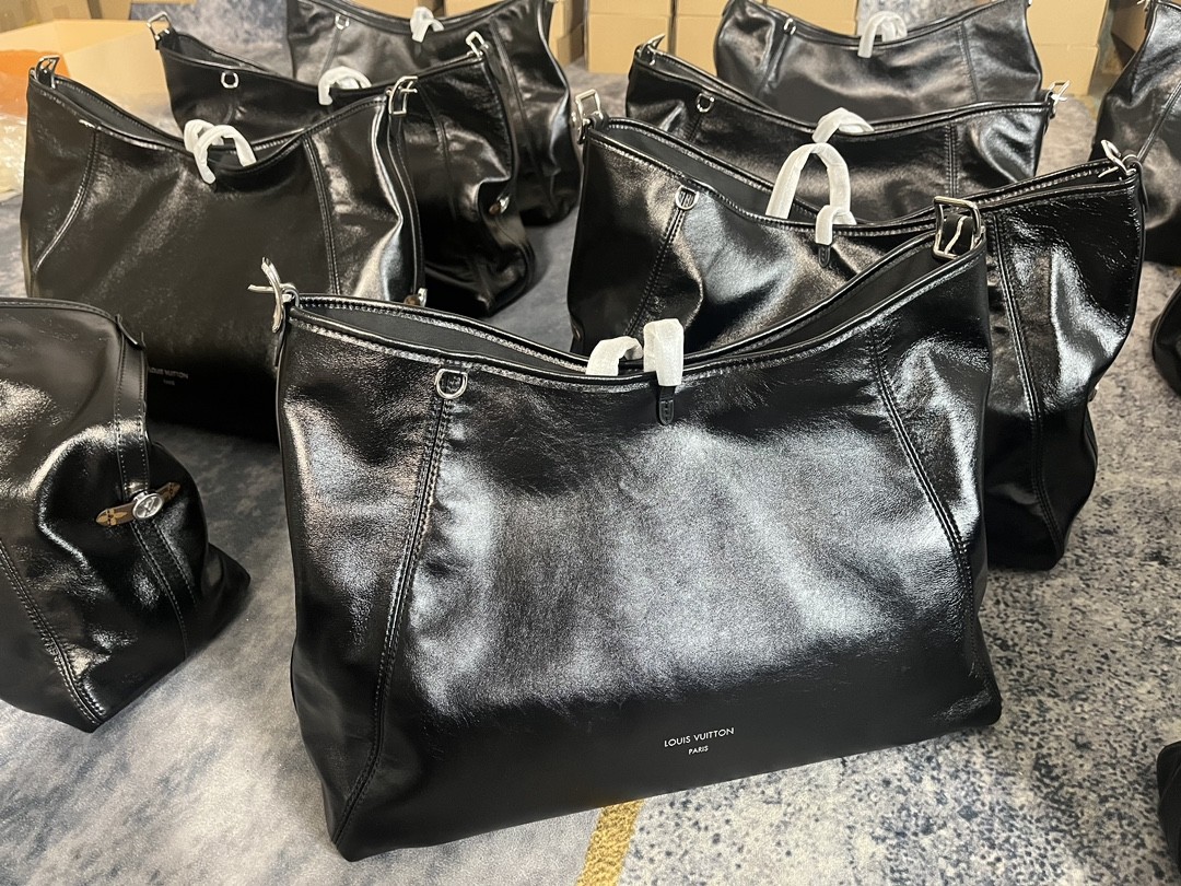 Shebag Super replica Louis Vuitton Carryall dark full leather lambskin bag review(July 2025 Updated)-Best Quality Fake Louis Vuitton Bag Online Store, Replica designer bag ru