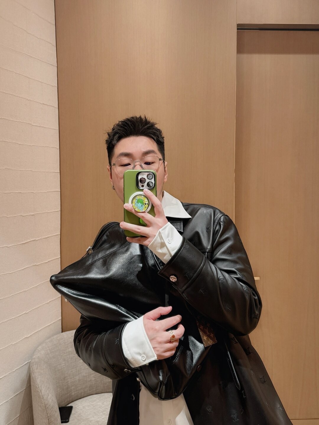 Shebag Super replica Louis Vuitton Carryall dark full leather lambskin bag review(July 2025 Updated)-Best Quality Fake Louis Vuitton Bag Online Store, Replica designer bag ru