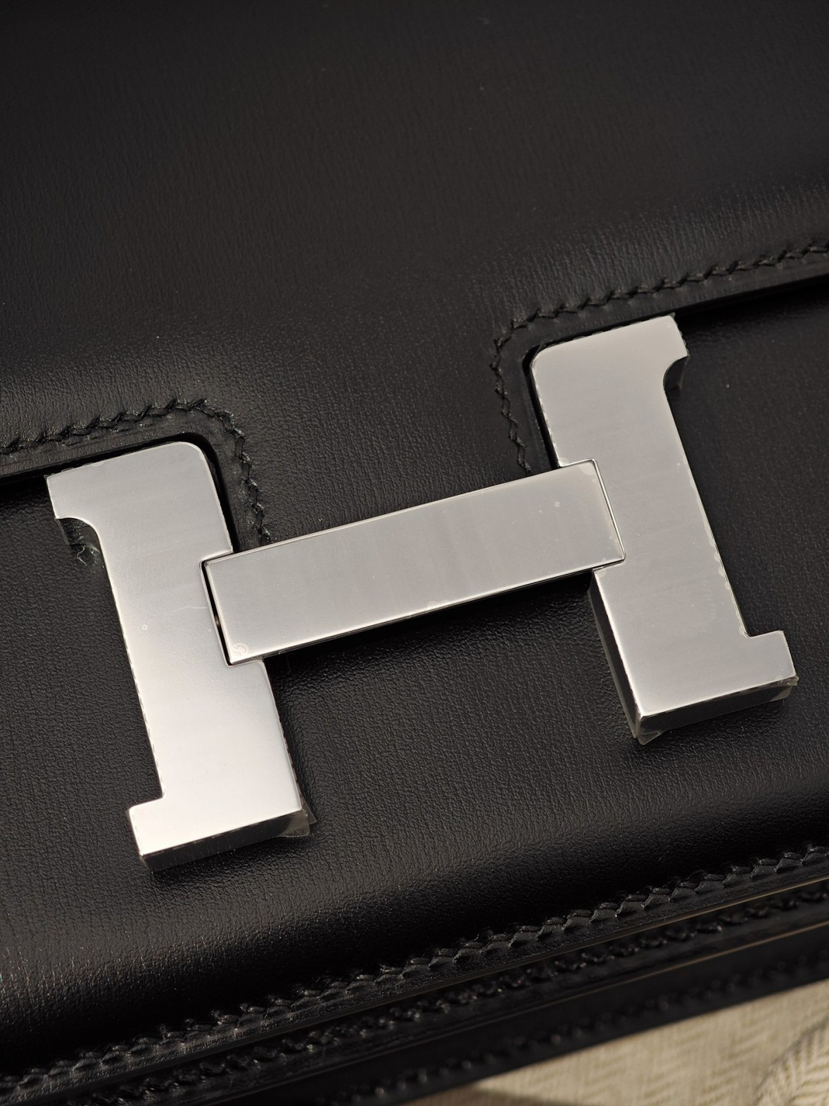 Shebag Super replica Hermes Constance 19 box leather bag review(August 2025 updated)-Best Quality Fake Louis Vuitton Bag Online Store, Replica designer bag ru