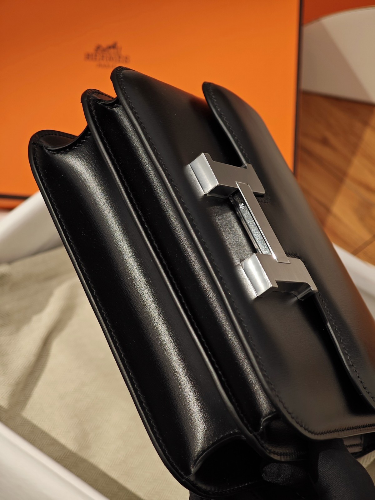 Shebag Super replica Hermes Constance 19 box leather bag review(August 2025 updated)-Best Quality Fake Louis Vuitton Bag Online Store, Replica designer bag ru